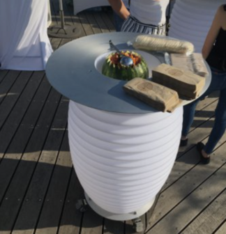 The.Bar Table Bluetooth Speaker Lamp &amp; Wijnkoeler &amp; Statafel Nikki Amsterdam