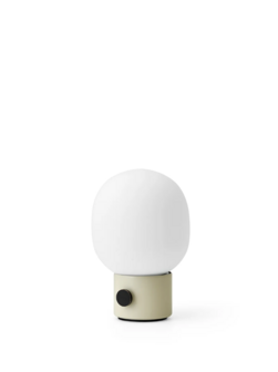 JWDA alabaster white portable tafellamp Audo
