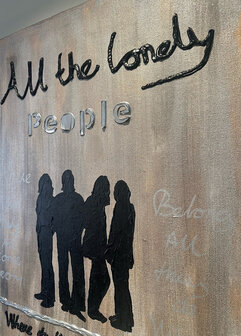 All The Lonely People - Kunst