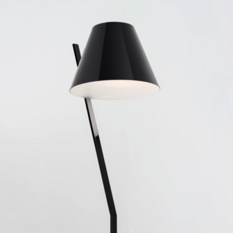 La petite vloerlamp Artemide