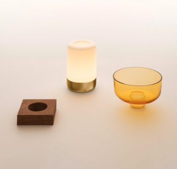 Bont&agrave; lamp + plate Portable tafellamp Artemide