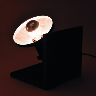 Iron beam tafellamp Axis71