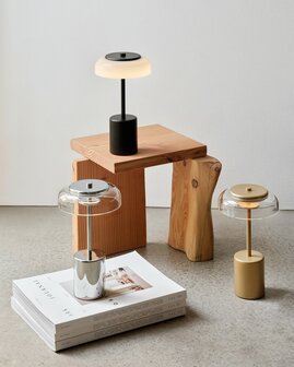 Blossi table mini portable tafellamp Nuura 