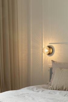 Liila 1 optic clear small IP44 wandlamp Nuura 