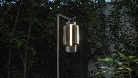 Qu opaal glas portable tafellamp IP44.de