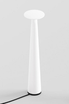 Lix skinny dim to amber portable tafellamp IP44.de