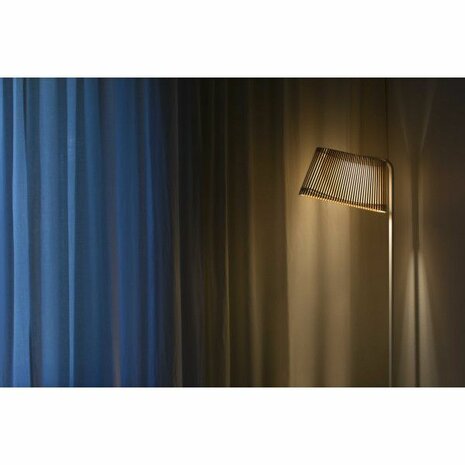 Owalo 7010 vloerlamp Secto Design