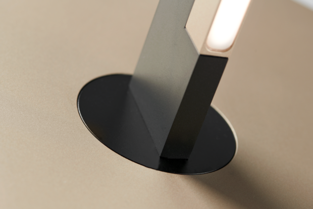 Inlay F1 linear black/silver vloerlamp Light Point