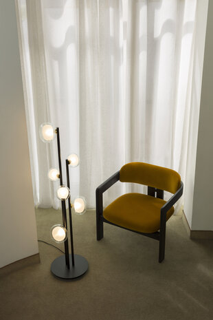552.66l LED Nabila vloerlamp Tooy