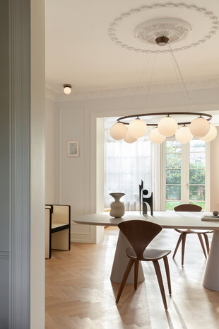 Liila 1 opal small IP44  wandlamp Nuura 