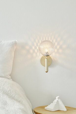 Miira Wall Optic clear wandlamp Nuura&nbsp;