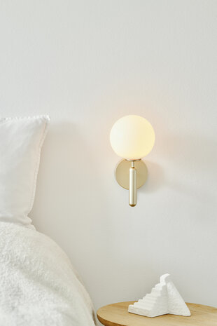 Miira Wall Opal wandlamp Nuura&nbsp;