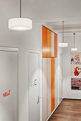 Curling Tube (S) Acrylglas led hanglamp Serien Lighting 