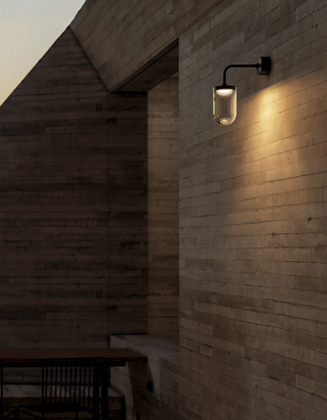 Aam.2 outdoor wandlamp IP44.de