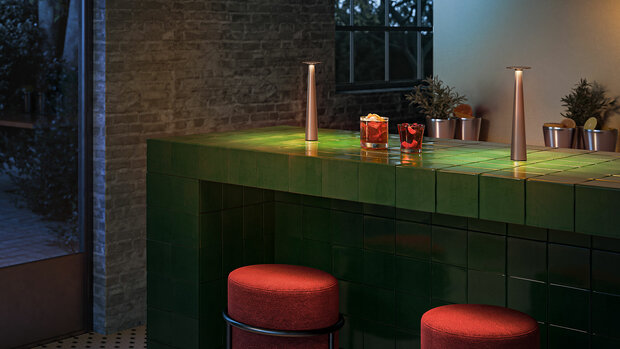 Lix dim to amber portable tafellamp IP44.de