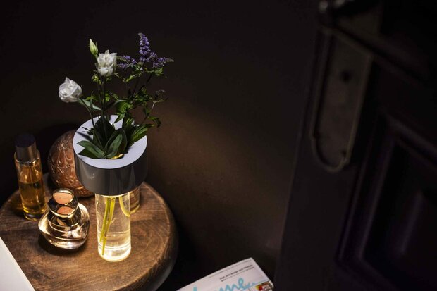 Fleur portable tafellamp Foscarini